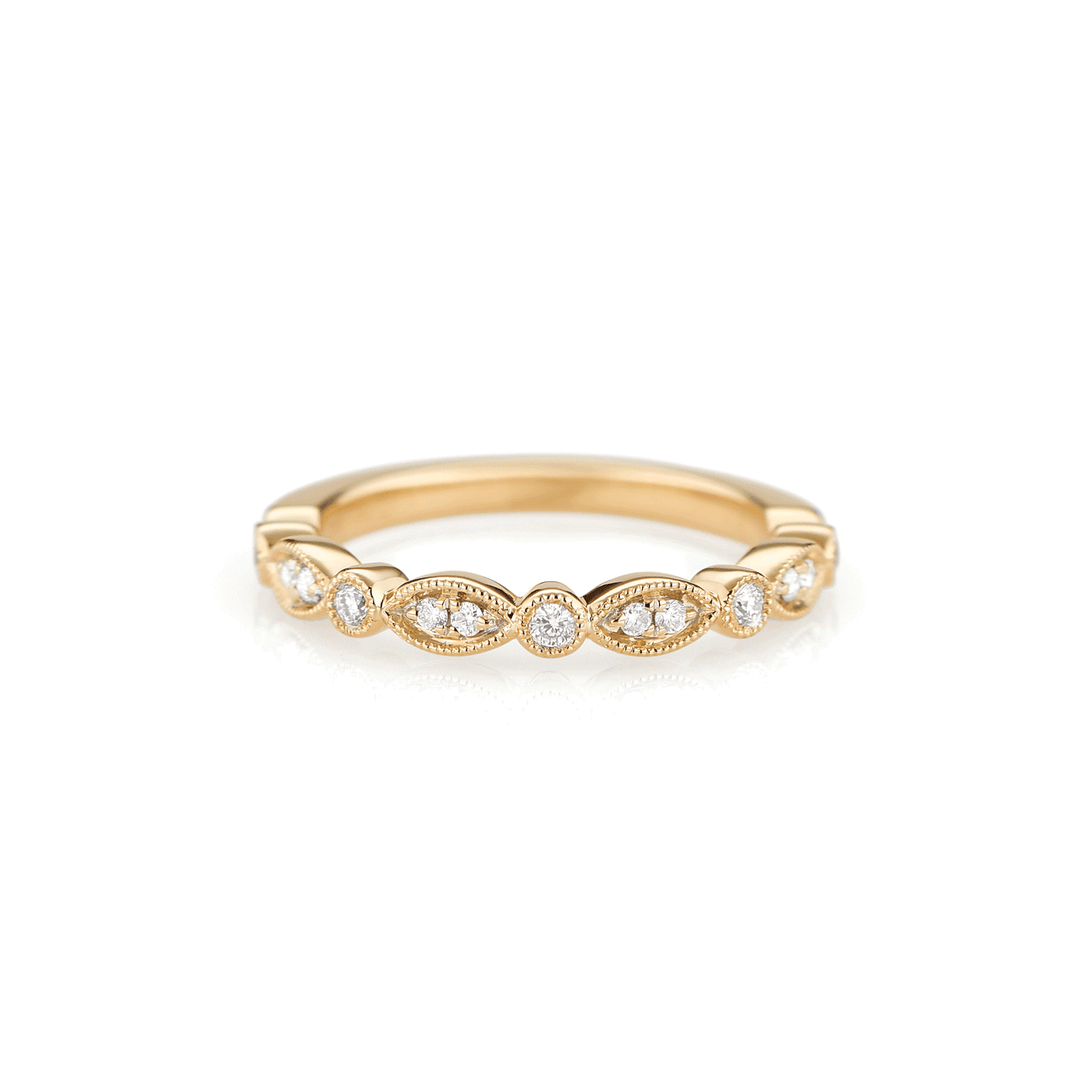 Heritage 18k Yellow Gold and .14 Total Weight Diamond Band