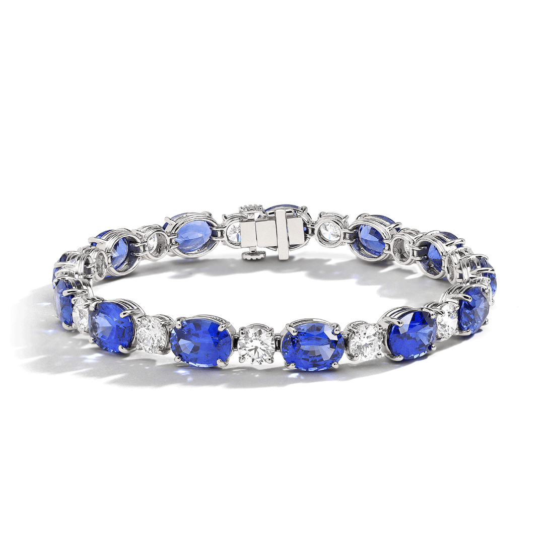 Platinum Oval Sapphire 23.78 Total Weight and Diamond Bracelet