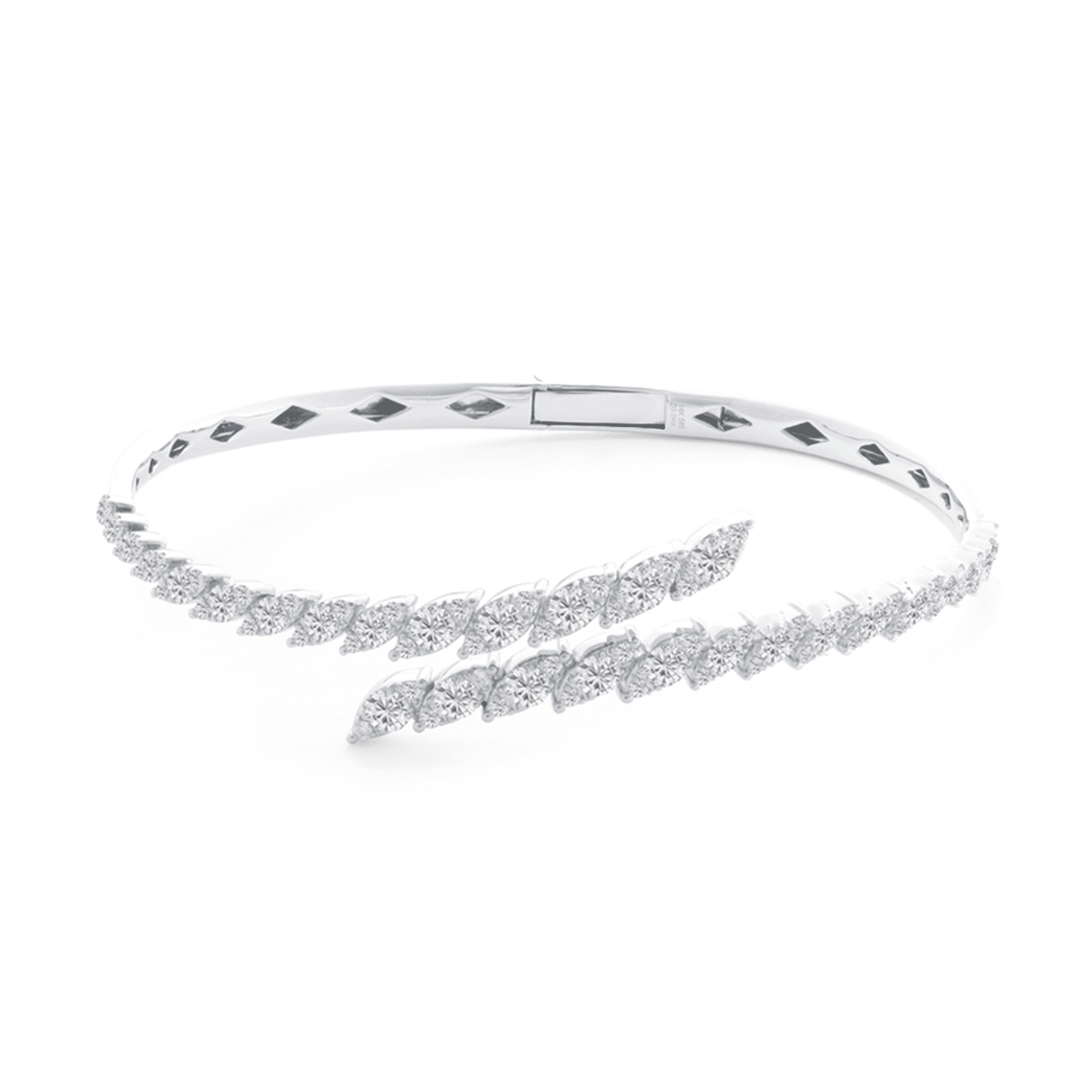 18k White Gold and 2.98 Total Weight Diamond Cuff