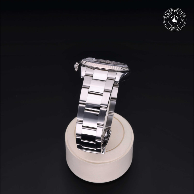 Oyster Perpetual Date M115234-0004