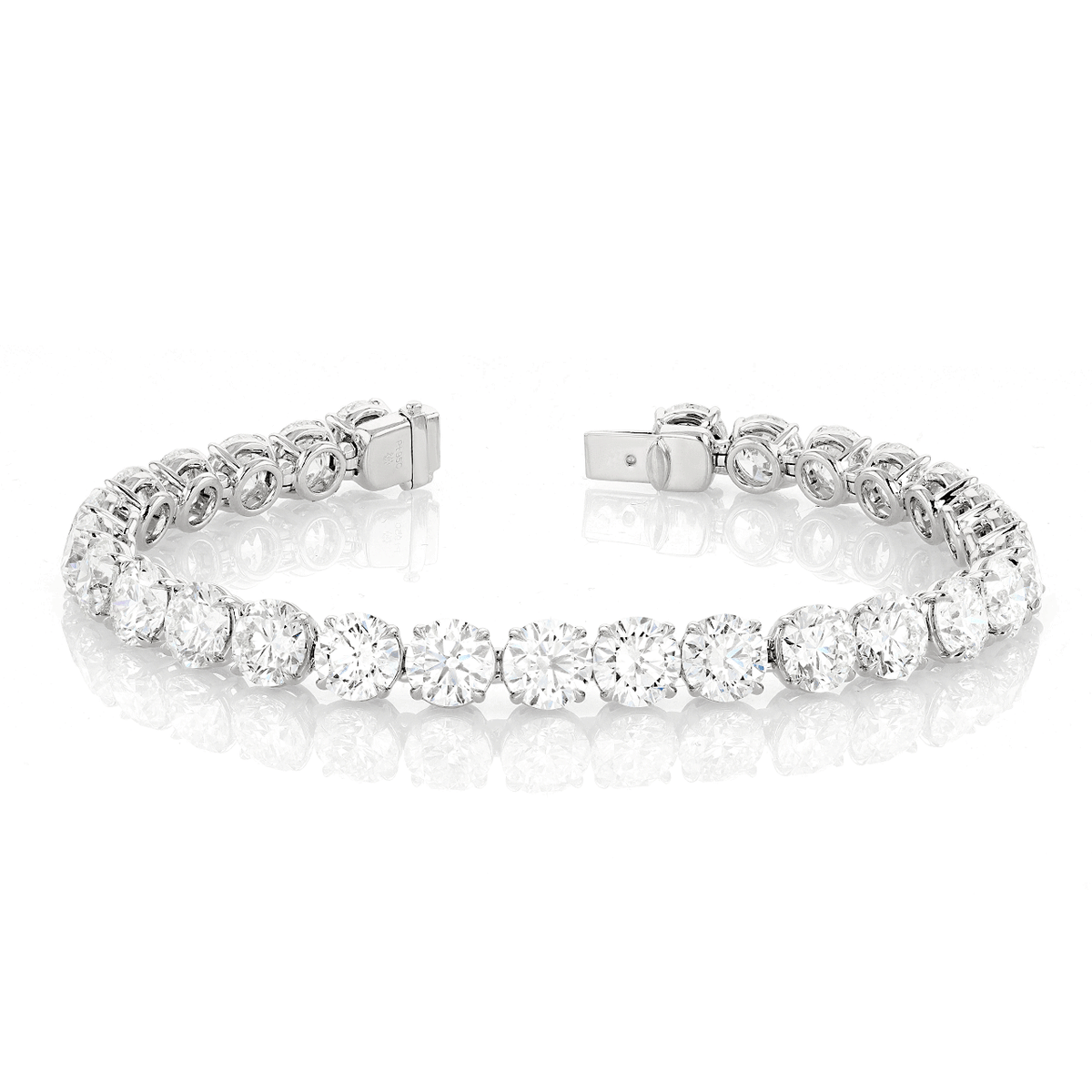 Hamilton Signature Collection Platinum and 25.43 Total Weight Natural Diamond Line Bracelet
