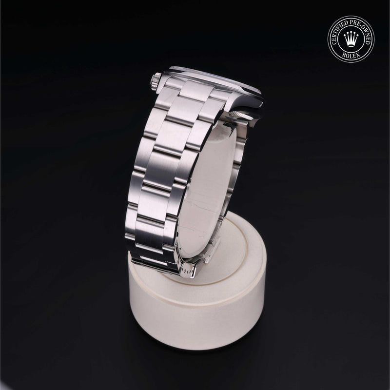 Explorer 36 M114270-0002