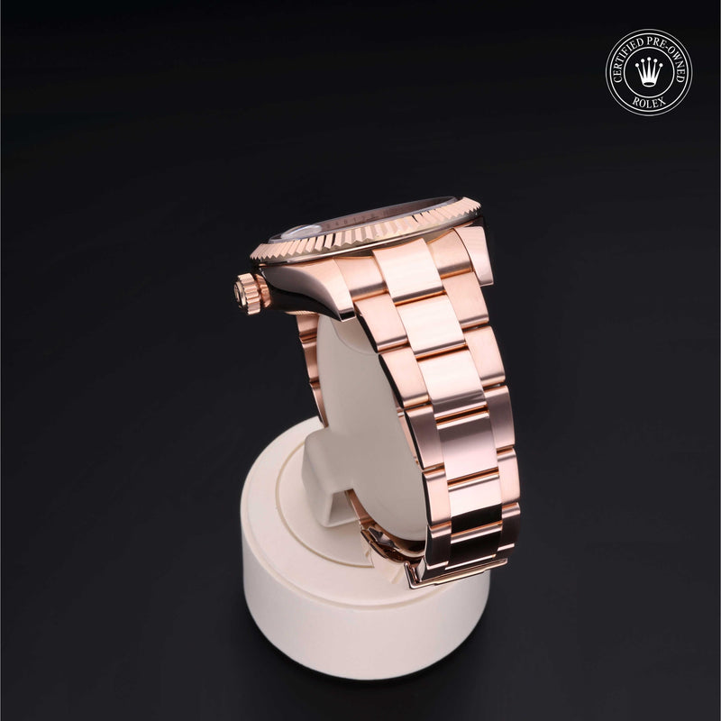 Sky-Dweller M326935-0004