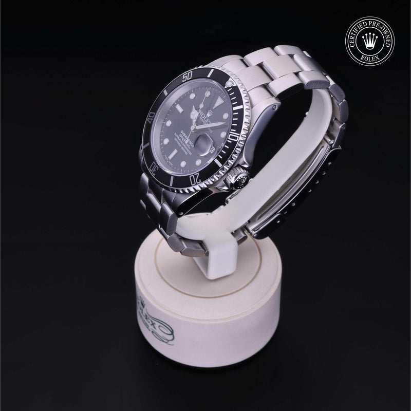 Submariner Date M16610-0006