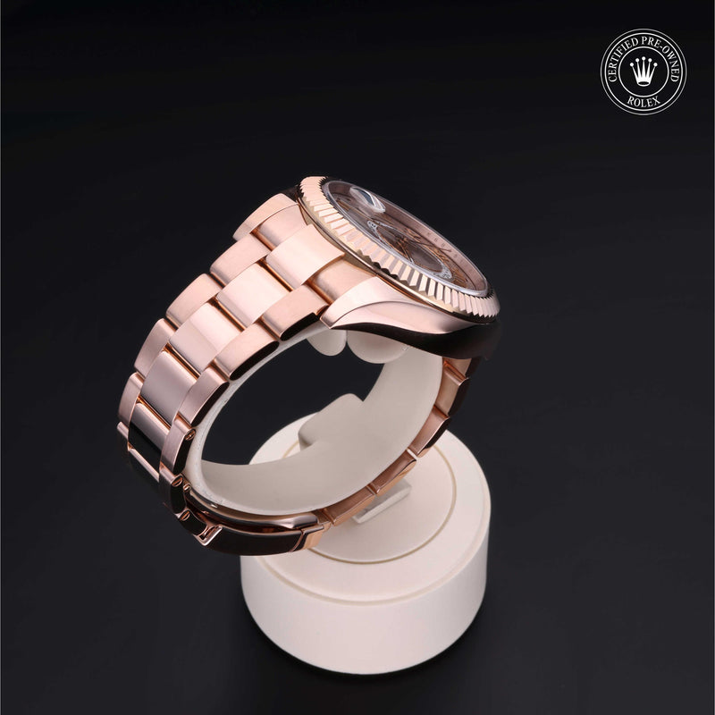 Sky-Dweller M326935-0004