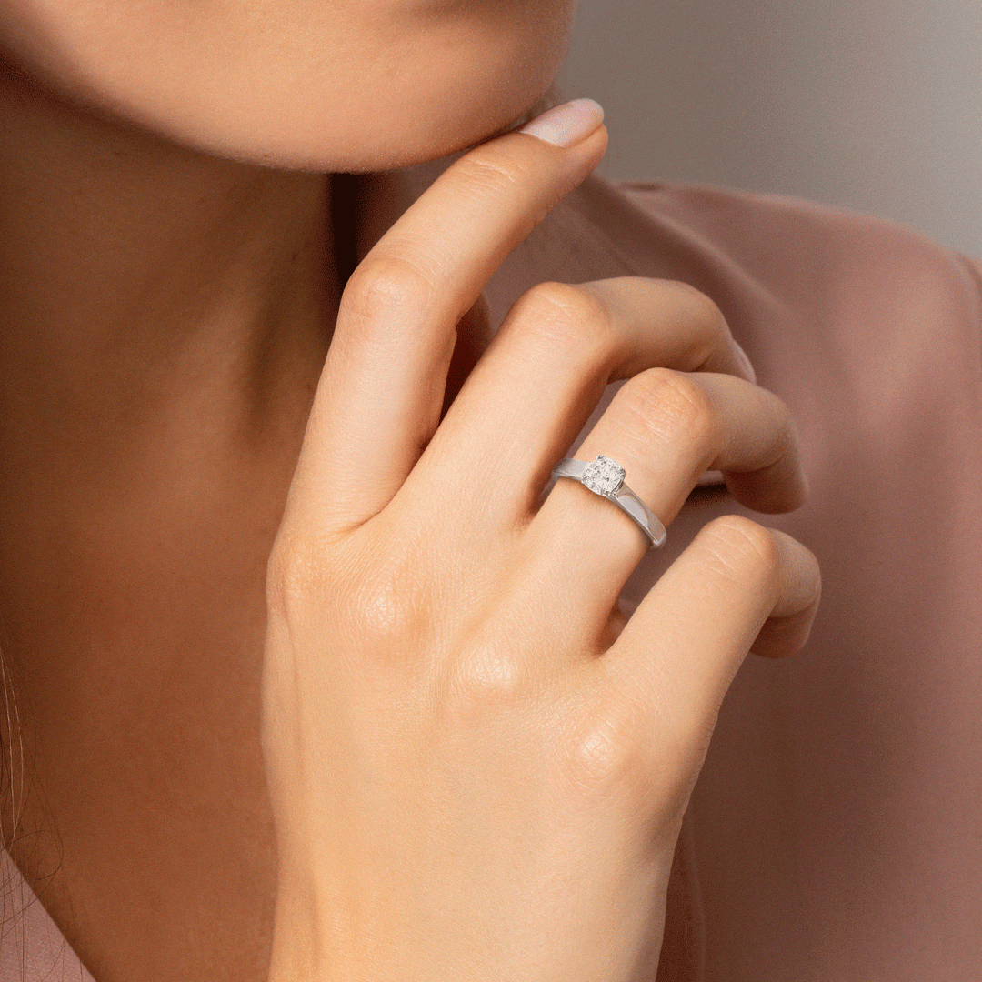 Hamilton Cherish Solitaire 18k Gold and 1.50CT Diamond Ring