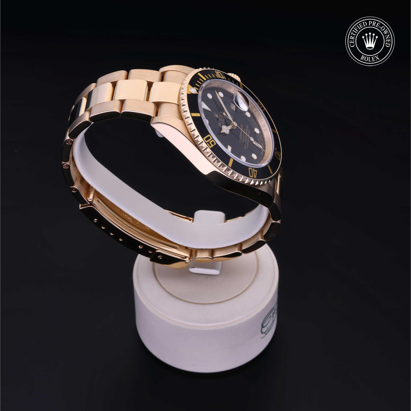 Submariner Date M16618LN-0005