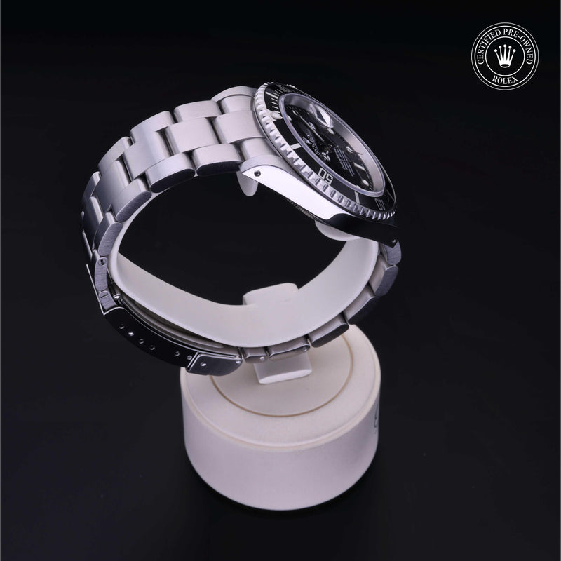 Submariner Date M16610-0006
