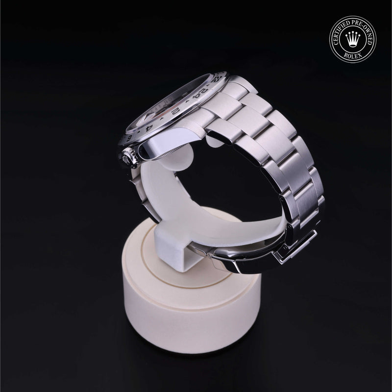 Explorer II M216570-0002