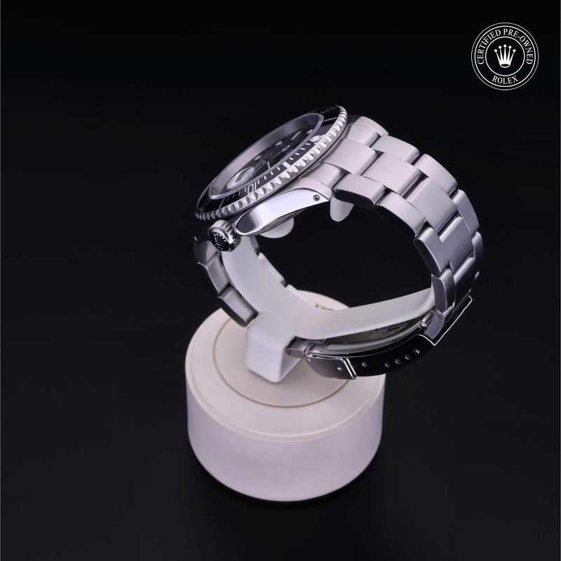 Submariner Date M16610-0006