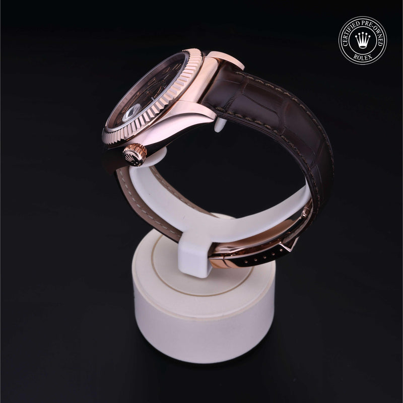 Sky-Dweller M326135-0001