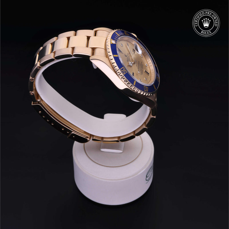 Submariner Date M16618-0001