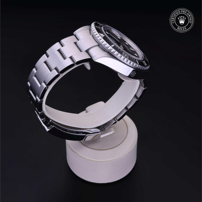 Sea-Dweller M126600-0001
