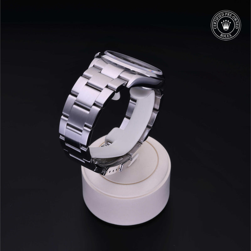 Explorer 36 M114270-0002