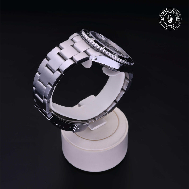 Submariner Date M16610-0006