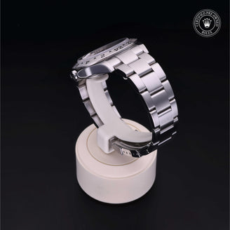 Explorer II M16570-0005