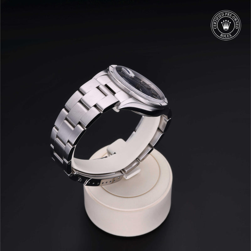Oyster Perpetual Date M15210-0010