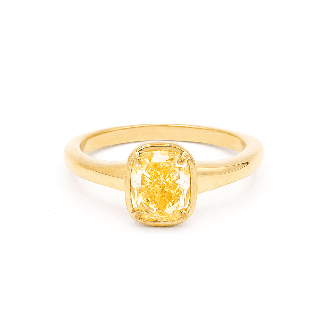 18k Yellow Gold and 1.40 Total Weight Fancy Yellow Diamond Ring