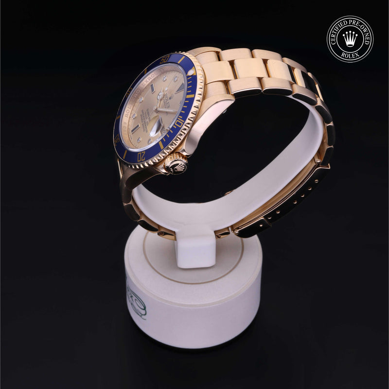 Submariner Date M16618-0001