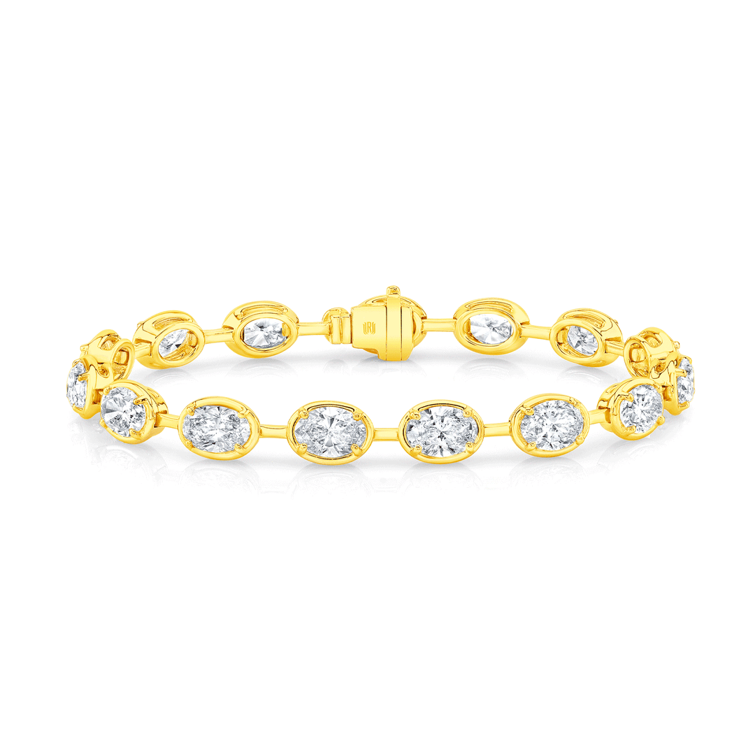 18k Yellow Gold and Oval Diamond 5.30 Total Weight Bezel Bar Bracelet