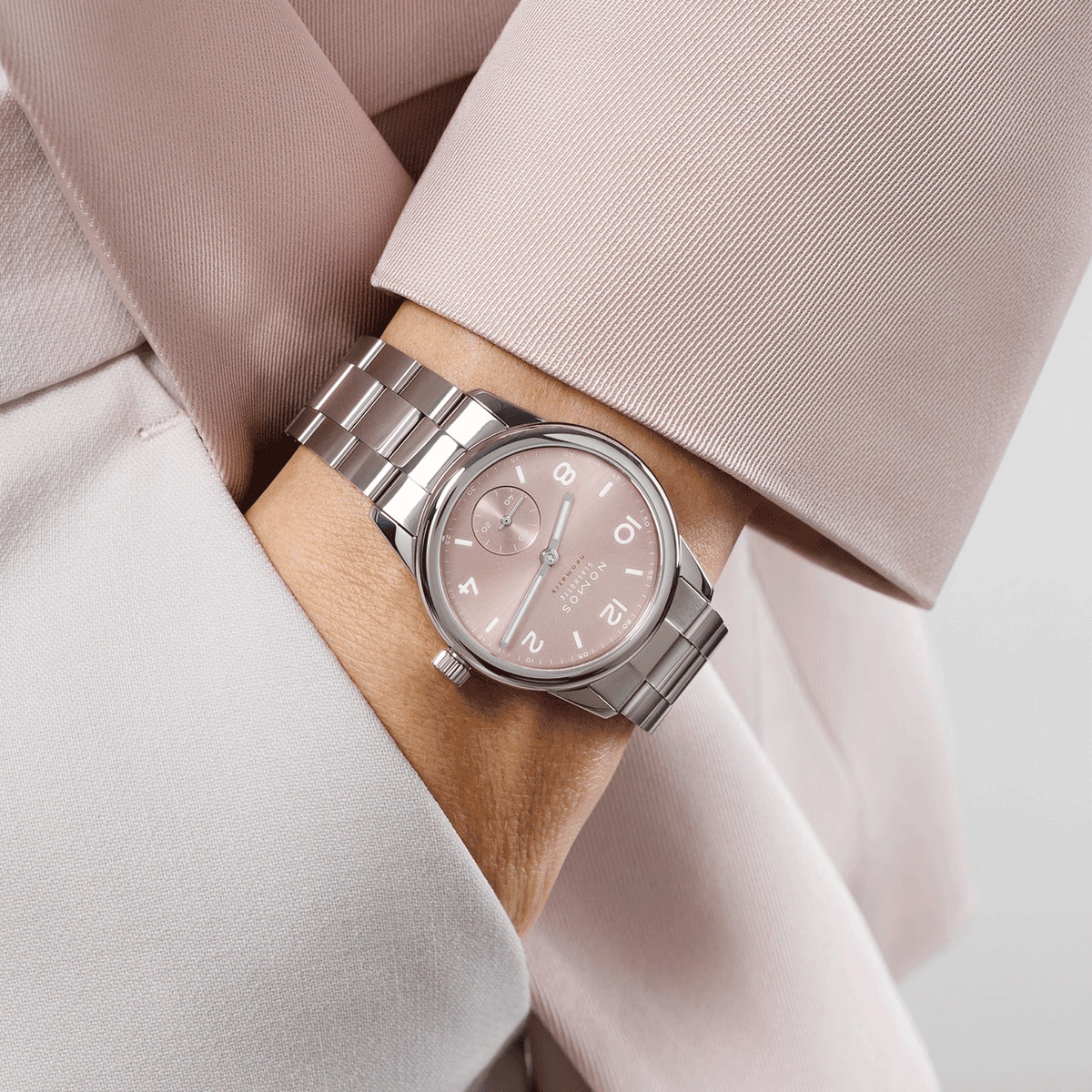 Nomos Club Sport neomatik 34 rosé Reference 756