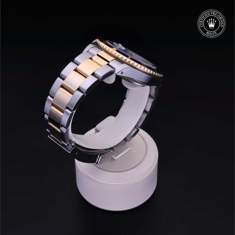 Submariner Date M16613-0012