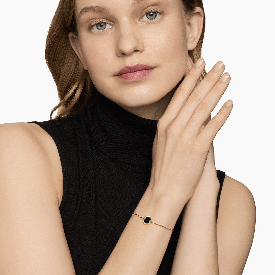 David Yurman Petite Elements Center Station Chain Bracelet in 18k Yellow Gold with Black Onyx