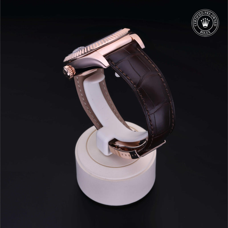 Sky-Dweller M326135-0001