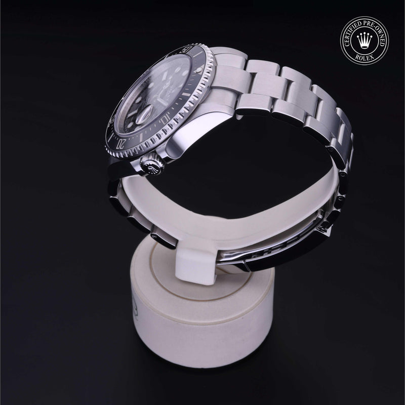 Sea-Dweller M126600-0001