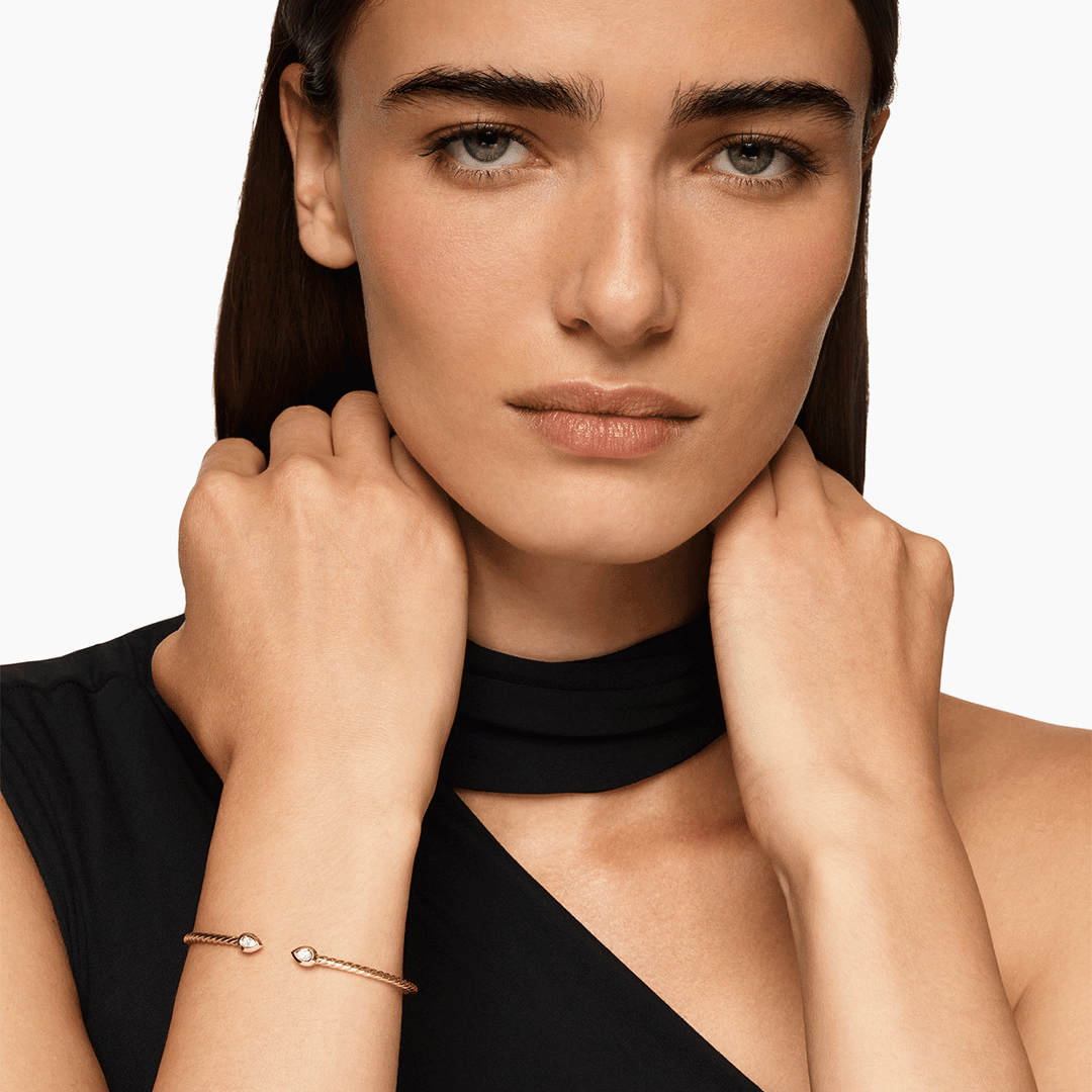 David Yurman Petite Modern Renaissance Pear Cablespira Bracelet 18k Yellow Gold with Diamonds, 2.6mm