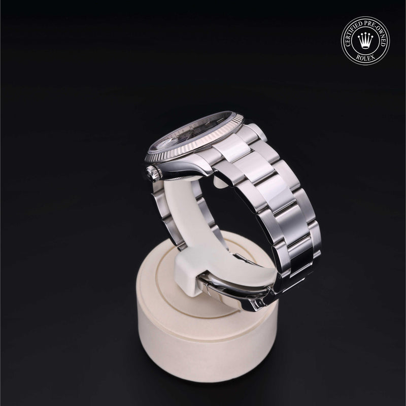 Oyster Perpetual Date M115234-0004