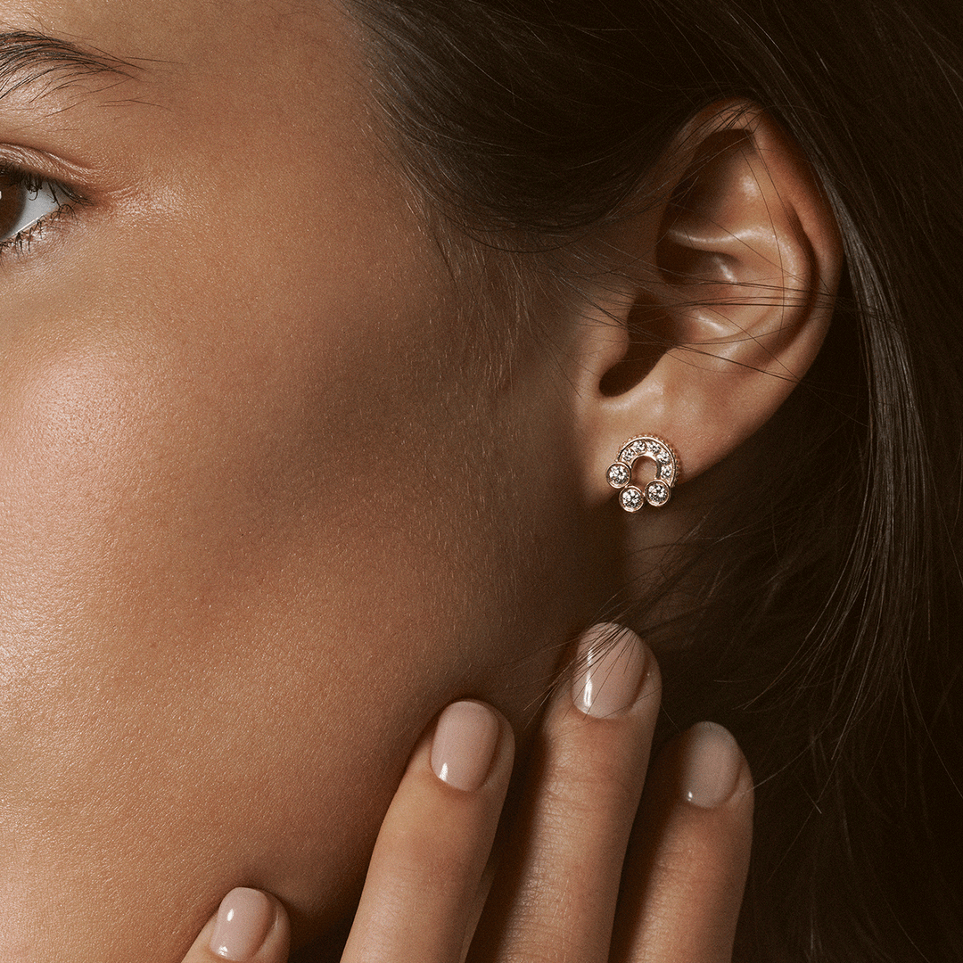 Viltier 18k Yellow Gold Magnetic Diamond Stud Earrings
