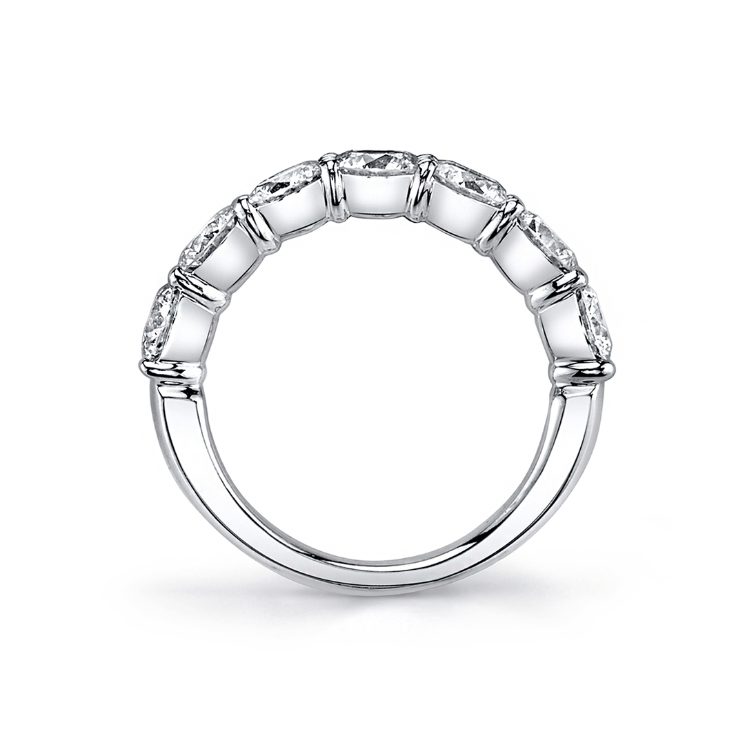 Platinum and Round Diamond 3.51 Total Weight Band