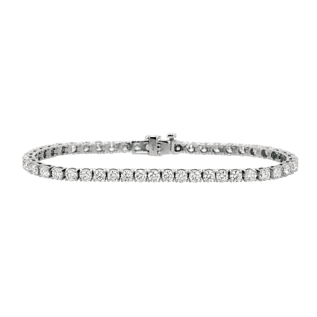 18k White Gold Classic 6.48 Total Weight Diamond Line Bracelet