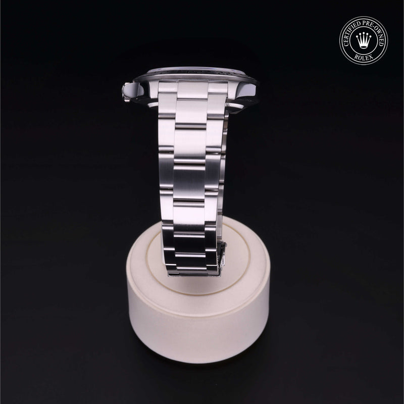 Explorer II M216570-0002