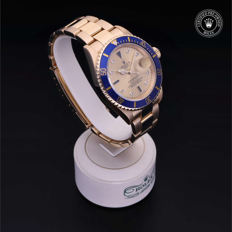 Submariner Date M16618-0001