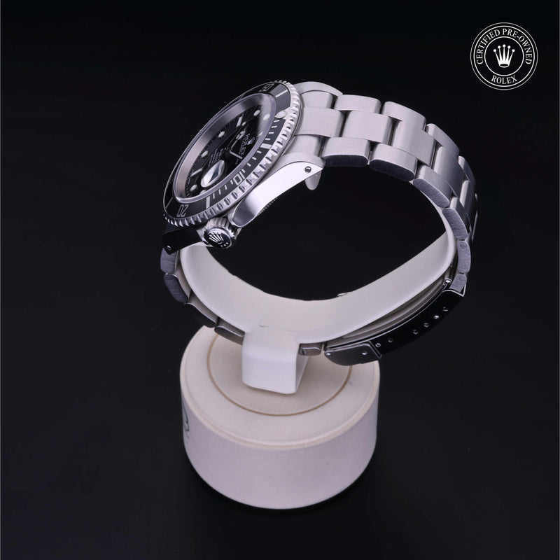 Submariner Date M16610-0006