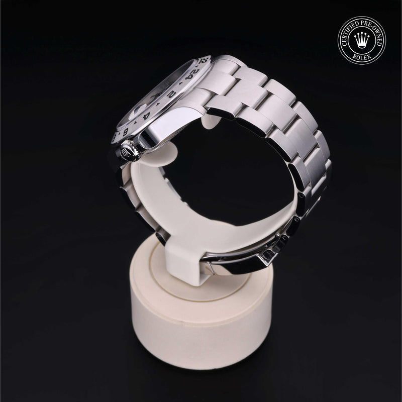 Explorer II M226570-0001