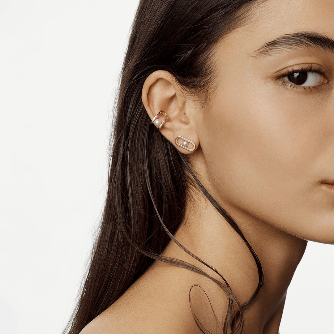 Dinh Van Maillon 18k Yellow Gold and Pearl Solo Earring
