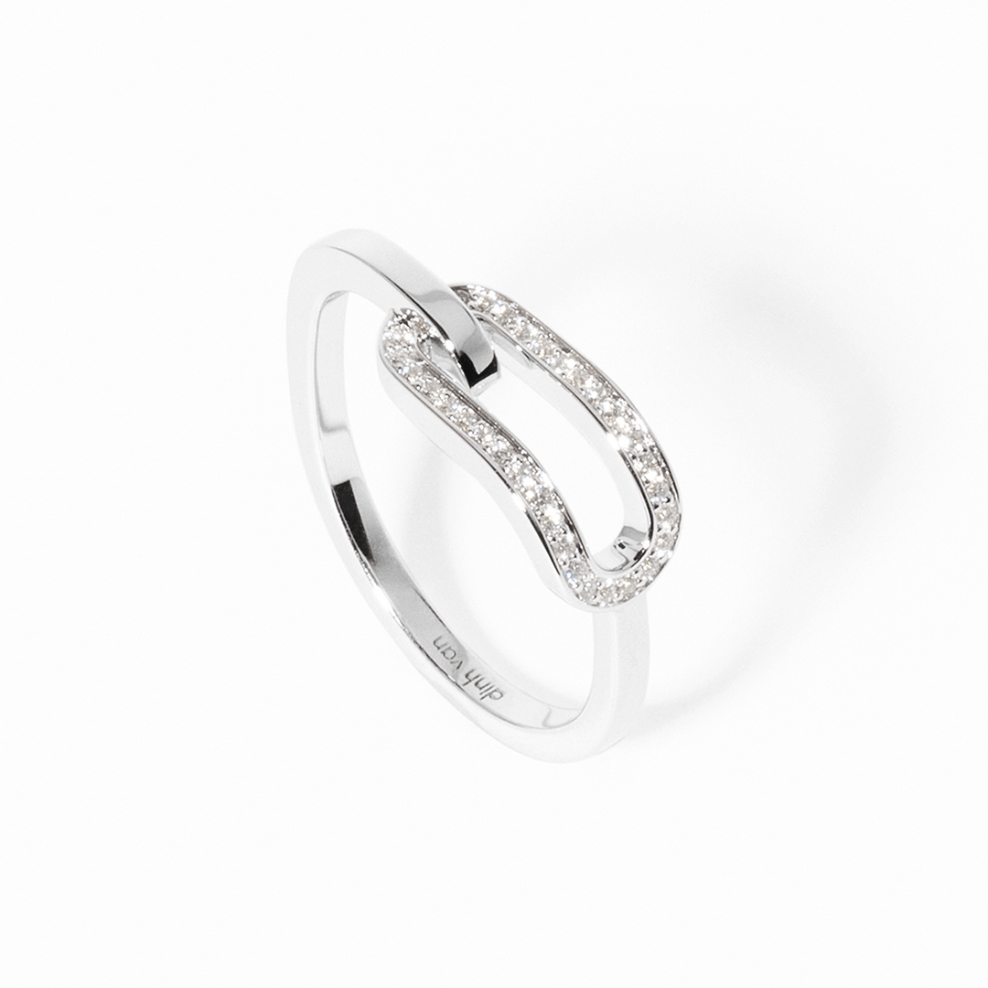 Dinh Van Maillon 18k White Gold and Diamond Ring