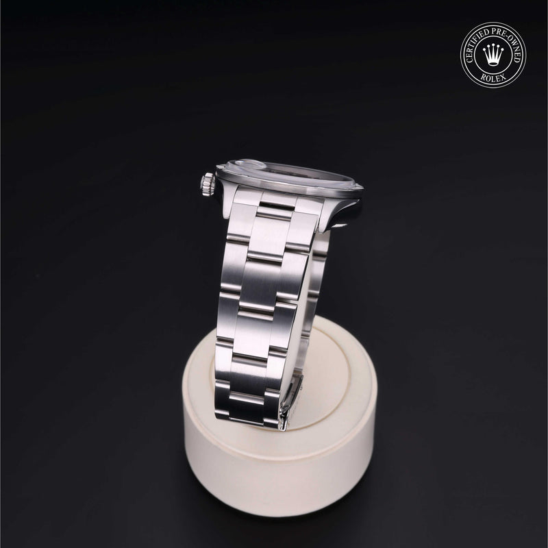 Oyster Perpetual Date M15210-0010
