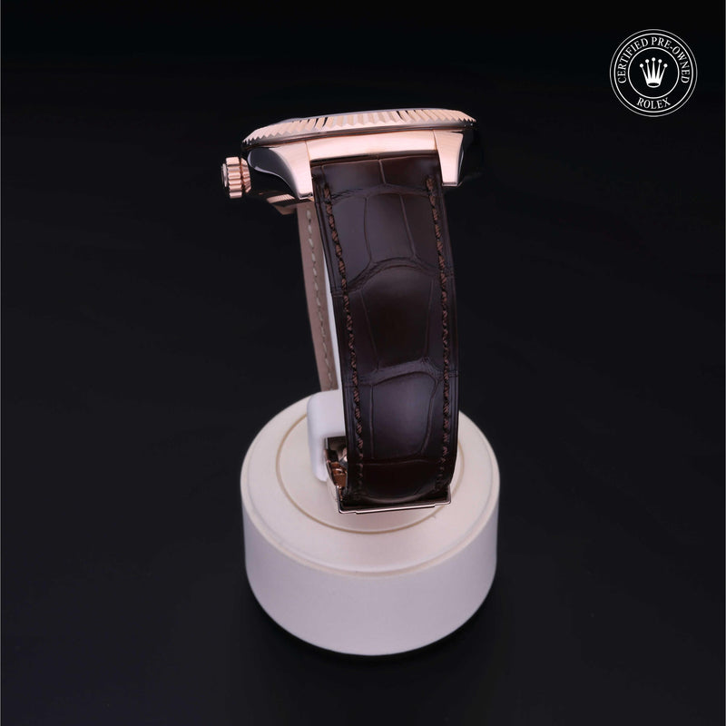 Sky-Dweller M326135-0001
