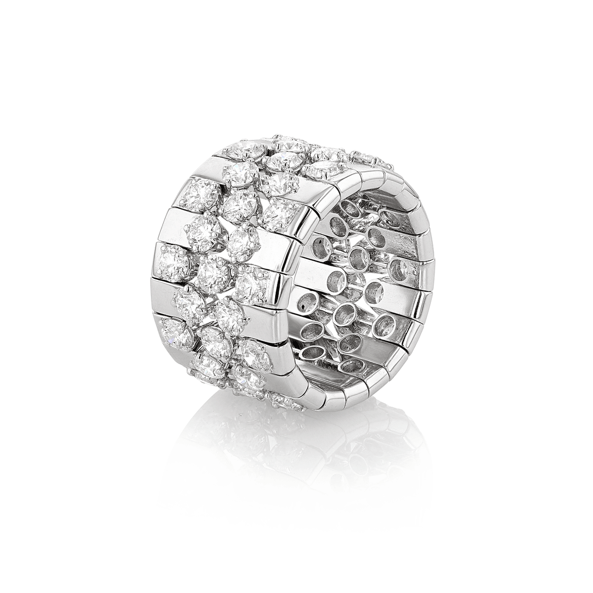 18k White Gold and 6.00 Total Weight Diamond Fashion Band
