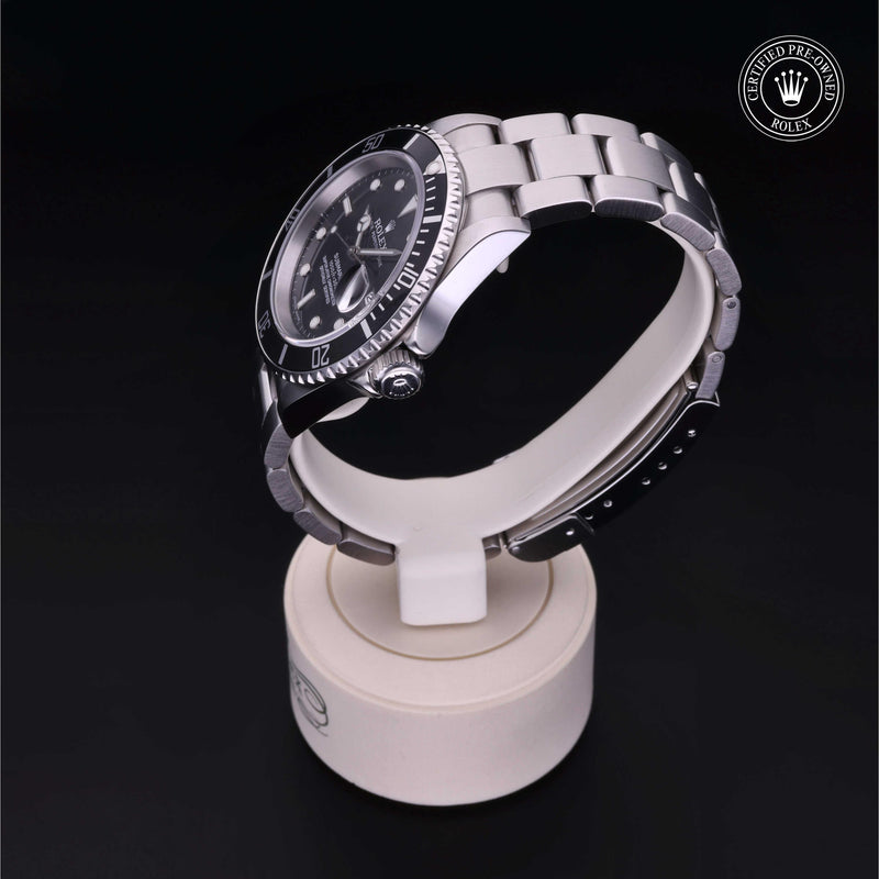 Submariner Date M16610-0006