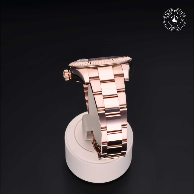 Sky-Dweller M326935-0004