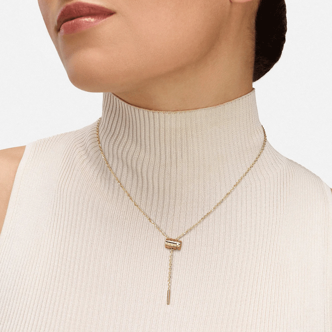 Nouvel Heritage 18k Yellow Gold Mini Latch Pendant