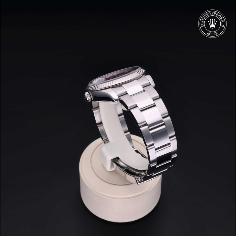 Oyster Perpetual Date M115234-0004