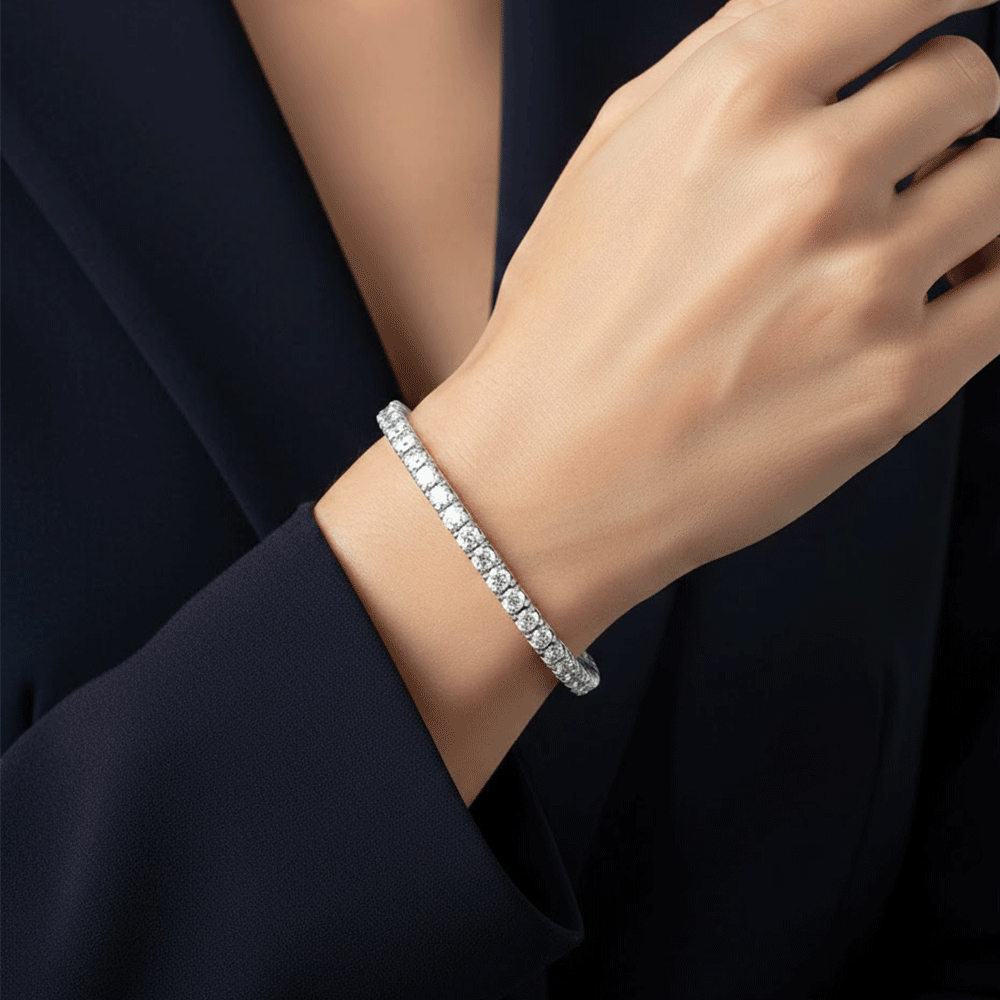 18k White Gold and Diamond 4.75 Total Weight Stretch Btacelet