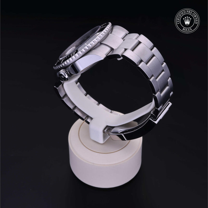 Sea-Dweller M126600-0001