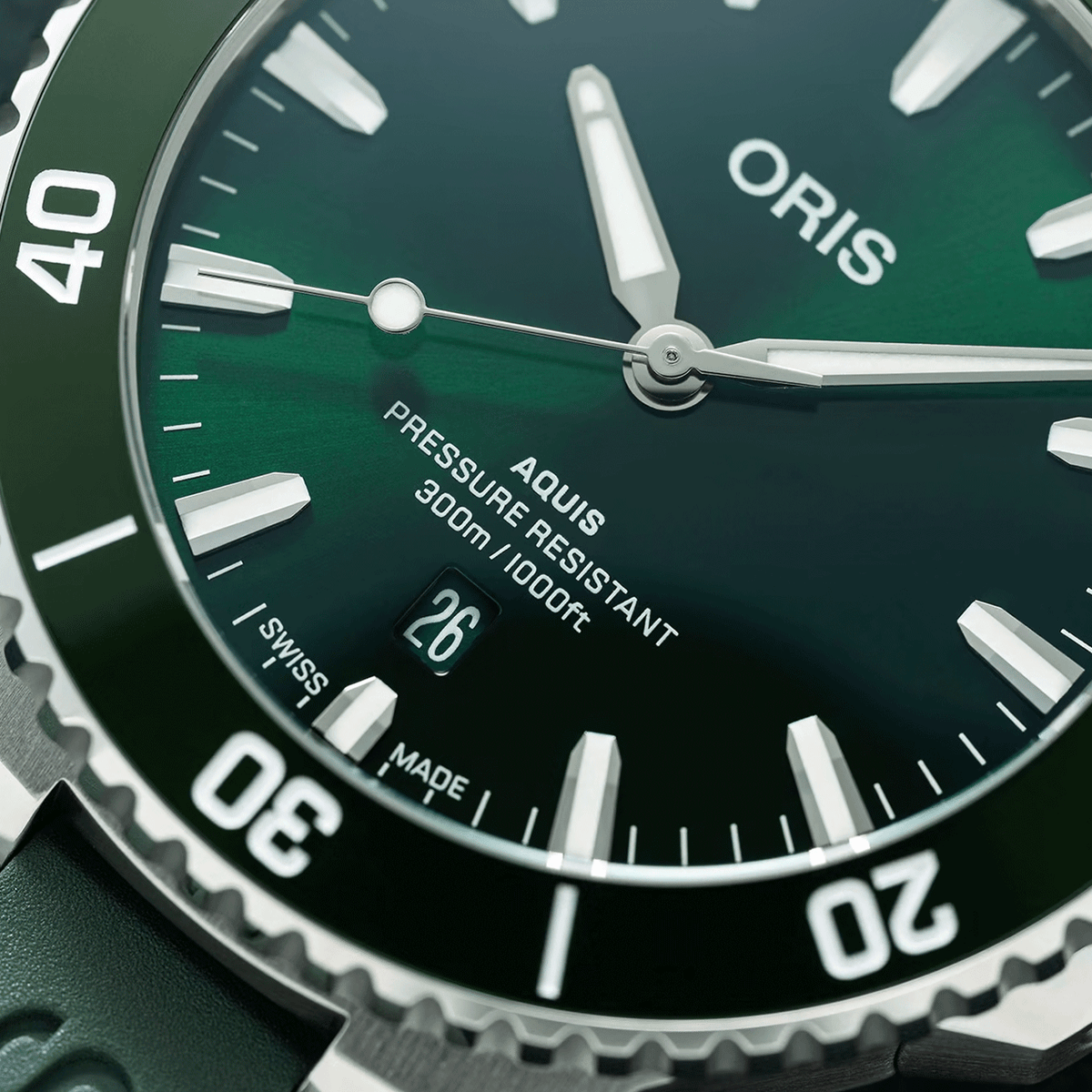 Oris Aquis Date 1 733 7789 4157-07 4 23 37FC